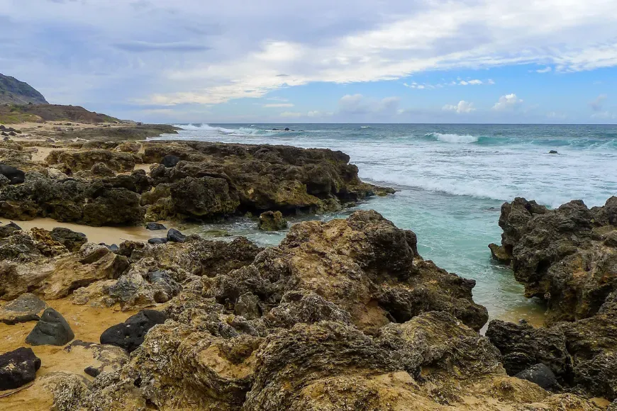 leeward coast beach oahu hawaii.